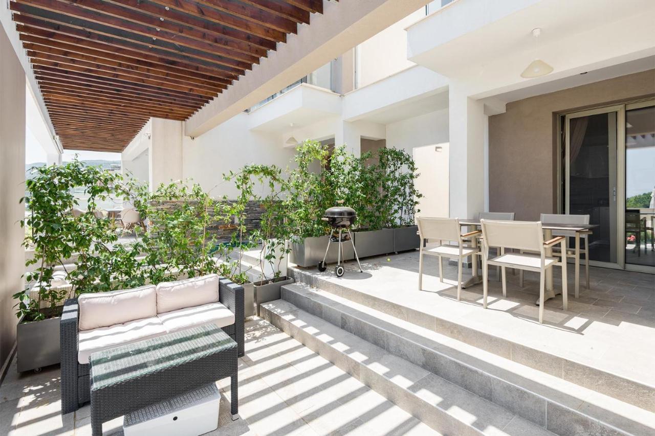 סארטי Afisia Villas מראה חיצוני תמונה