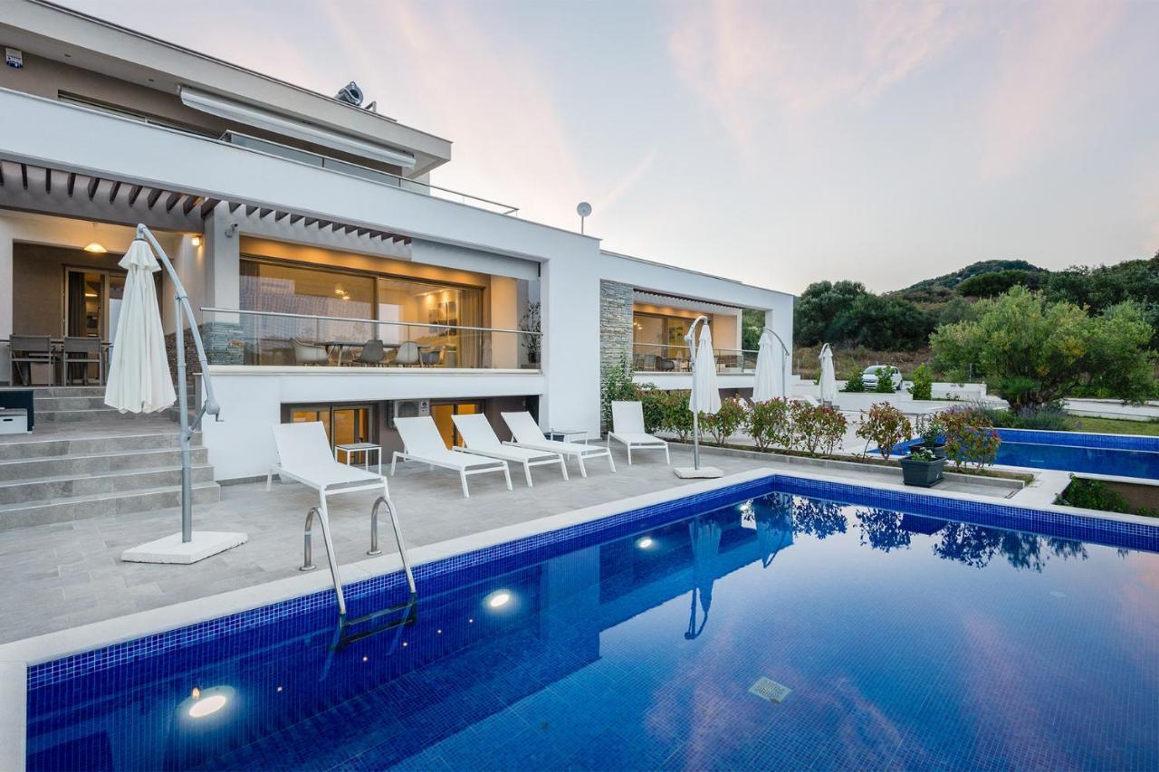 סארטי Afisia Villas מראה חיצוני תמונה